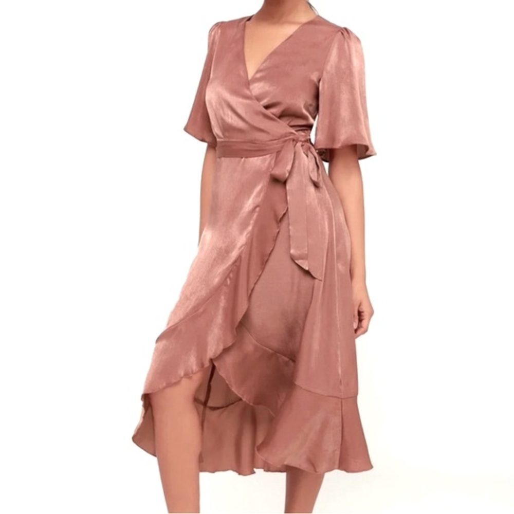 NWT Lulu's Large Wrapped Up in Love Satin Faux-Wrap Short Sleeve Midi Dress